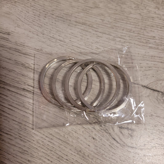 Metal jump rings